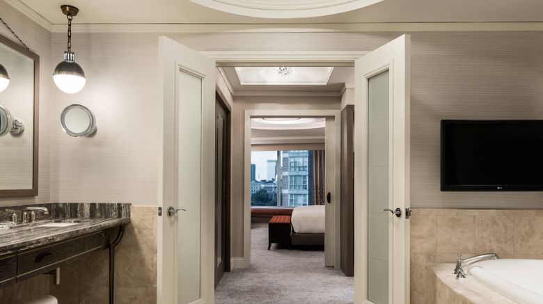 <b>The Ritz-Carlton, Boston Room</b>. Images powered by <a href="https://www.leonardoworldwide.com/" title="Leonardo Worldwide" target="_blank">Leonardo</a>.