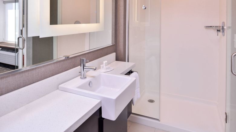 <b>SpringHill Suites Greensboro Airport Room</b>. Images powered by <a href="https://www.leonardoworldwide.com/" title="Leonardo Worldwide" target="_blank">Leonardo</a>.