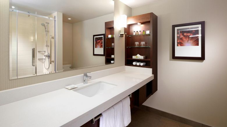 <b>Delta Hotels by Marriott Montreal Room</b>. Images powered by <a href="https://www.leonardoworldwide.com/" title="Leonardo Worldwide" target="_blank">Leonardo</a>.