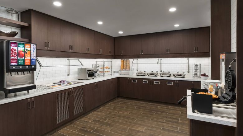 <b>Residence Inn Long Island Garden City Restaurant</b>. Images powered by <a href="https://www.leonardoworldwide.com/" title="Leonardo Worldwide" target="_blank">Leonardo</a>.