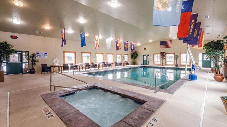 Flying Saddle Resort Pool