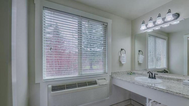 Flying Saddle Resort Room