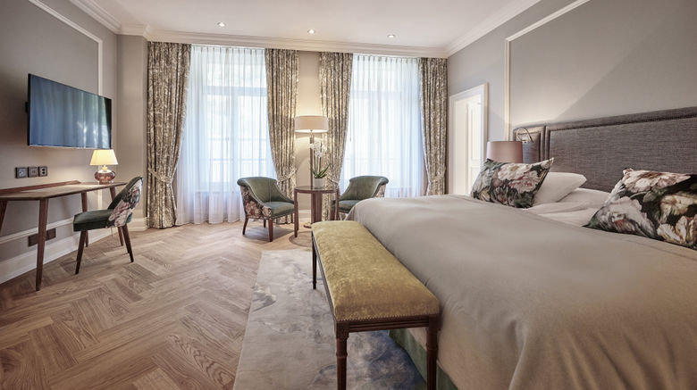 <b>Victoria-Jungfrau Grand Hotel & Spa Room</b>. Images powered by <a href="https://www.leonardoworldwide.com/" title="Leonardo Worldwide" target="_blank">Leonardo</a>.
