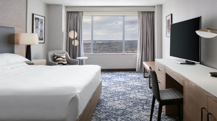 Sheraton Hotel at the Convention Center Room