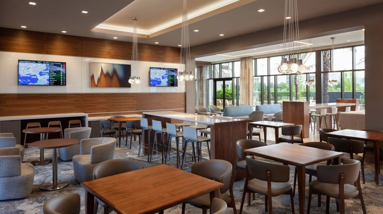 Residence Inn by Marriott Millenia Restaurant