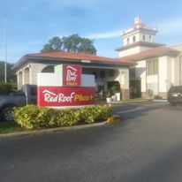 Red Roof PLUS+ Tampa - Busch Gardens