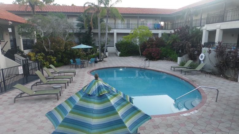 <b>Red Roof PLUS+ & Suites Tampa Pool</b>. Images powered by <a href="https://www.leonardoworldwide.com/" title="Leonardo Worldwide" target="_blank">Leonardo</a>.