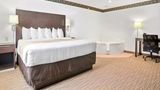 EverSpring Inn & Suites Suite