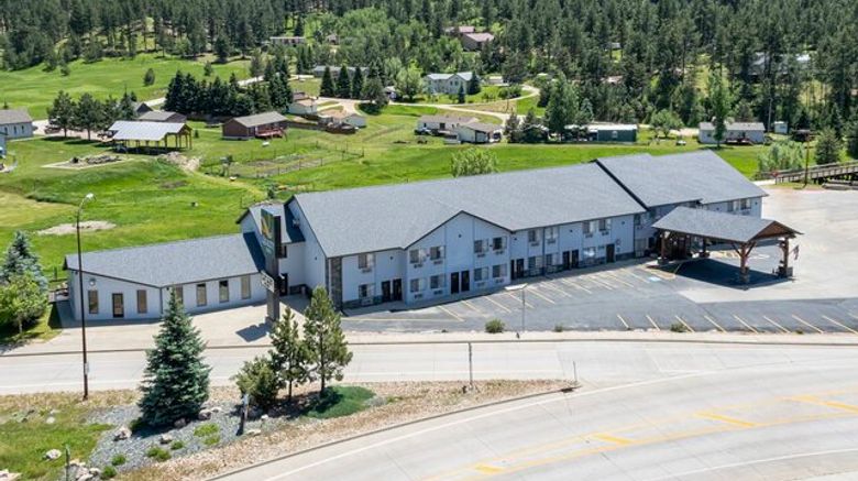 <b>EverSpring Inn & Suites Exterior</b>. Images powered by <a href="https://www.leonardoworldwide.com/" title="Leonardo Worldwide" target="_blank">Leonardo</a>.