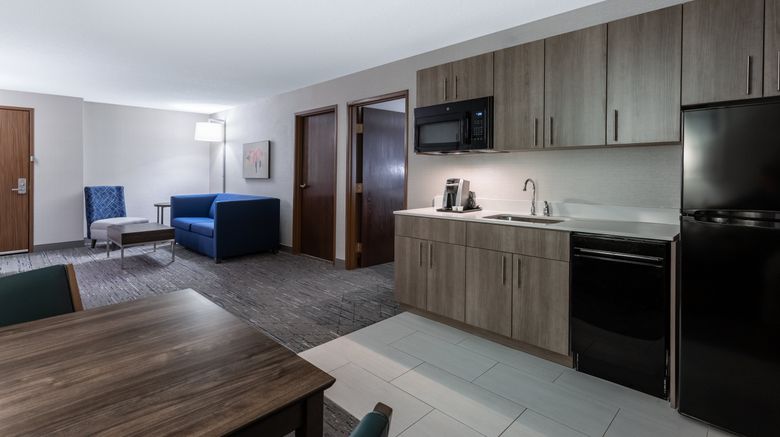 <b>Holiday Inn Express & Suites St. Paul Ne Suite</b>. Images powered by <a href="https://www.leonardoworldwide.com/" title="Leonardo Worldwide" target="_blank">Leonardo</a>.