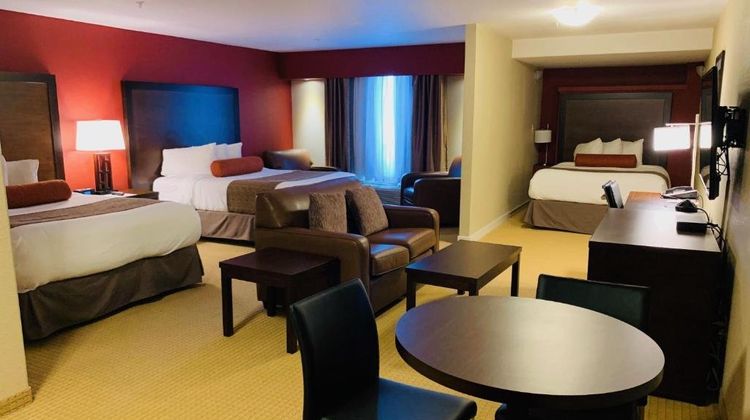The Kanata Inns Invermere Room