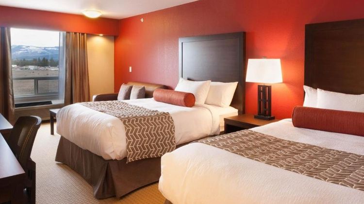 The Kanata Inns Invermere Room