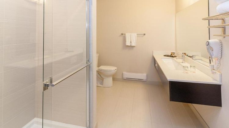 The Kanata by BCMInns Blairmore Room