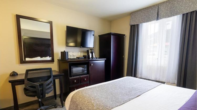 The Kanata by BCMInns Blairmore Room