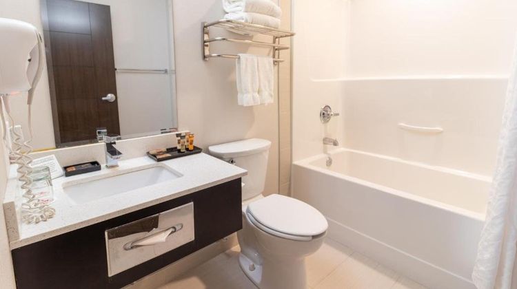 The Kanata by BCMInns Blairmore Room