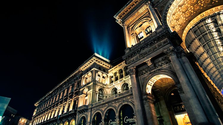 The Glamore Milano Duomo Exterior