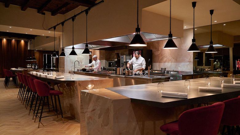 <b>The Glamore Milano Duomo Restaurant</b>. Images powered by <a href="https://www.leonardoworldwide.com/" title="Leonardo Worldwide" target="_blank">Leonardo</a>.