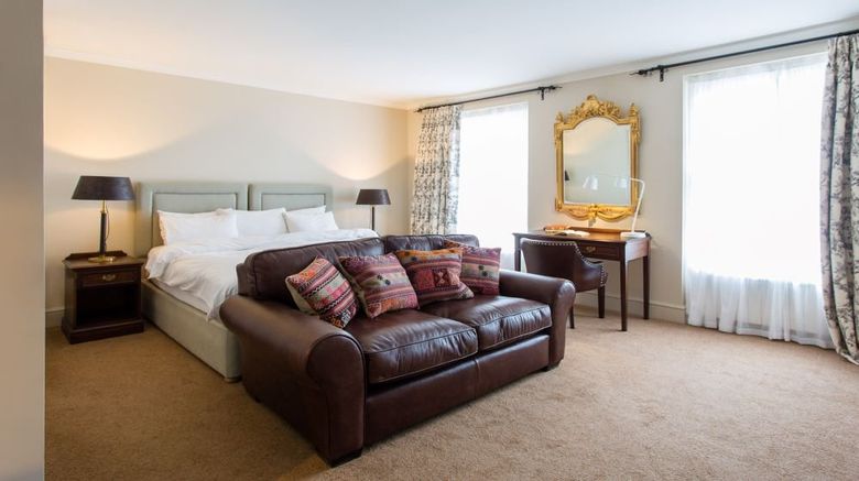 <b>The Angel Hotel Room</b>. Images powered by <a href="https://www.leonardoworldwide.com/" title="Leonardo Worldwide" target="_blank">Leonardo</a>.