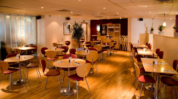 Premier Inn London Kensington (Earls Ct) Restaurant