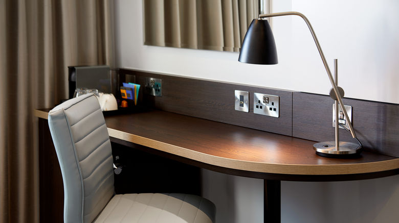 <b>Premier Inn  Heathrow Airport Terminal 4 Room</b>. Images powered by <a href="https://leonardo.com/" title="Leonardo Worldwide" target="_blank">Leonardo</a>.