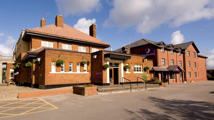 Premier Inn Blackpool Bispham Exterior
