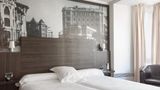 Yoldi Hotel Room
