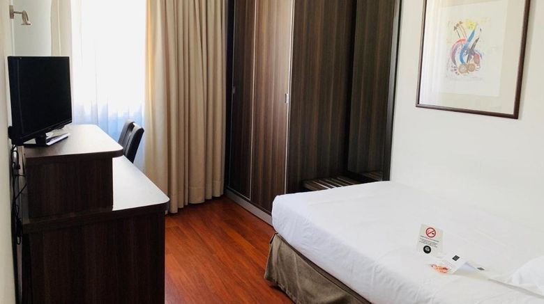 <b>Yoldi Hotel Room</b>. Images powered by <a href="https://www.leonardoworldwide.com/" title="Leonardo Worldwide" target="_blank">Leonardo</a>.