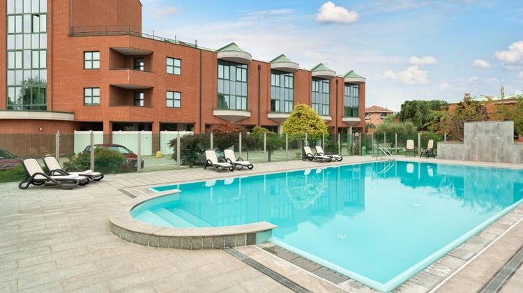 Rivoli Hotel Pool