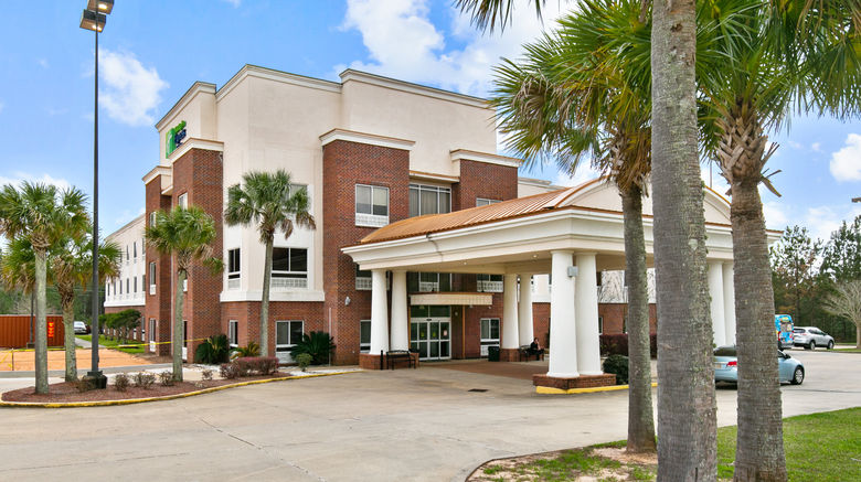 <b>Holiday Inn Express & Suites Lucedale Exterior</b>. Images powered by <a href="https://www.leonardoworldwide.com/" title="Leonardo Worldwide" target="_blank">Leonardo</a>.