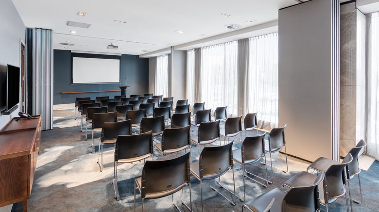 <b>Crowne Plaza Christchurch Meeting</b>. Images powered by <a href="https://www.leonardoworldwide.com/" title="Leonardo Worldwide" target="_blank">Leonardo</a>.