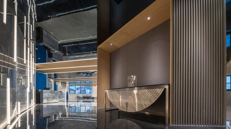 Holiday Inn Express Qingpu Moduli Lobby