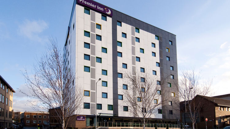 Premier Inn Bradford Central Exterior