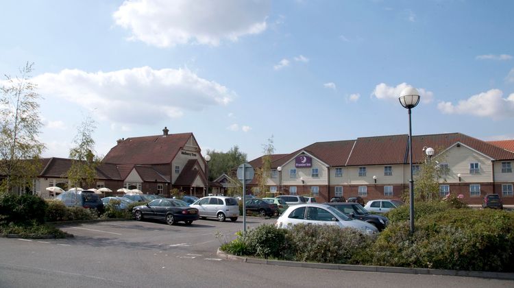 Premier Inn Braintree (A120) Exterior