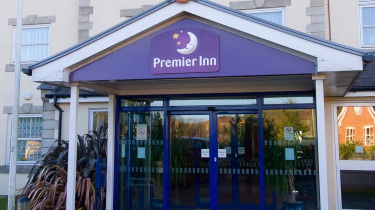 Premier Inn Bridgend Central Exterior