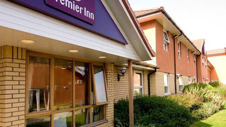 Premier Inn Bridgwater Exterior