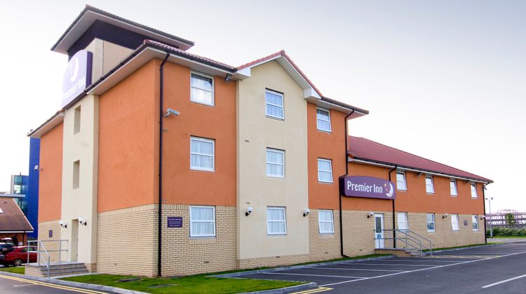 Premier Inn Bridgwater Exterior