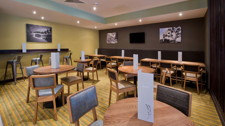 Premier Inn Bristol City Ctr Finzel Restaurant