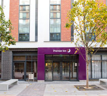 Premier Inn Bristol City Ctr Finzel Exterior