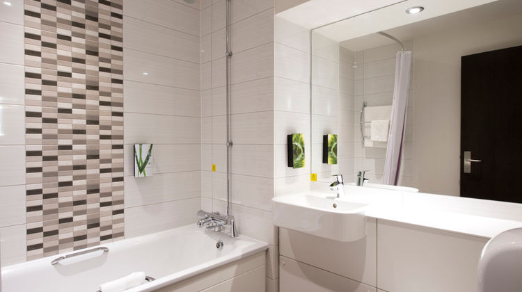 Premier Inn Bristol South Room