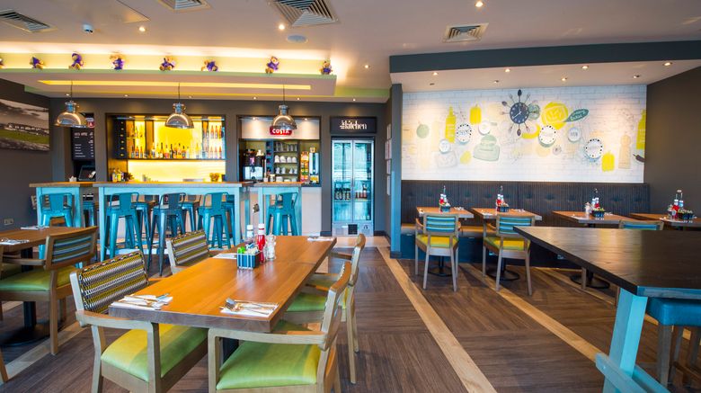 <b>Premier Inn Bude Restaurant</b>. Images powered by <a href="https://www.leonardoworldwide.com/" title="Leonardo Worldwide" target="_blank">Leonardo</a>.
