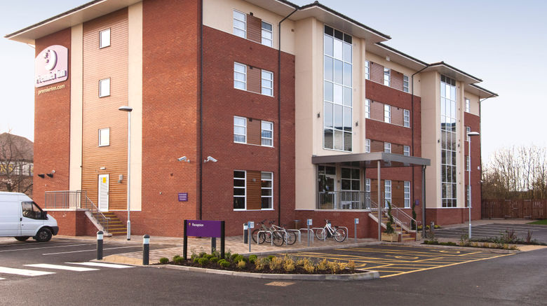 <b>Premier Inn Burton On Trent Central Exterior</b>. Images powered by <a href="https://www.leonardoworldwide.com/" title="Leonardo Worldwide" target="_blank">Leonardo</a>.