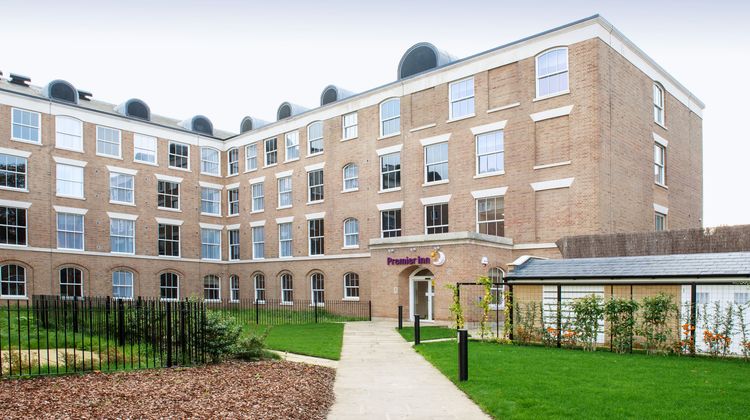 Premier Inn Bury St Edmunds Town Centre Exterior