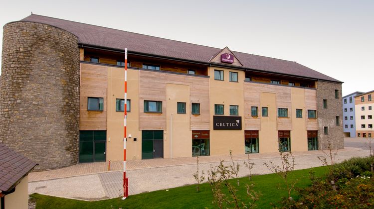 Premier Inn Caernarfon Exterior