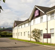 Premier Inn Caerphilly (Crossways) Exterior