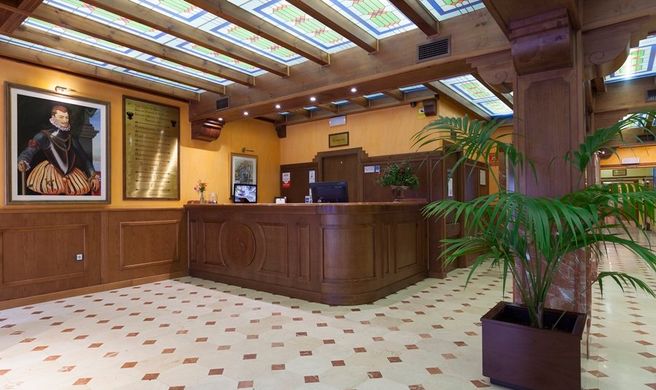 Agora Juan de Austria Lobby