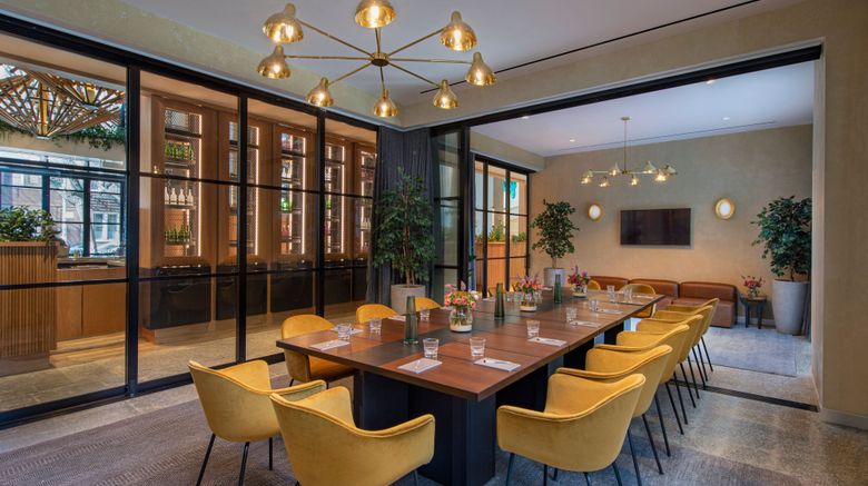 <b>Moxy Brooklyn Williamsburg Meeting</b>. Images powered by <a href="https://www.leonardoworldwide.com/" title="Leonardo Worldwide" target="_blank">Leonardo</a>.