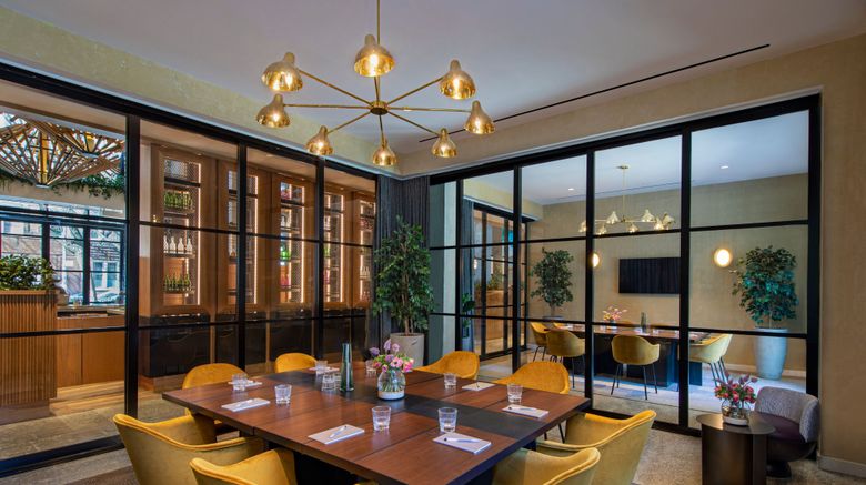 <b>Moxy Brooklyn Williamsburg Meeting</b>. Images powered by <a href="https://www.leonardoworldwide.com/" title="Leonardo Worldwide" target="_blank">Leonardo</a>.