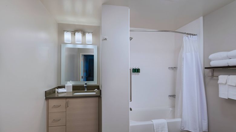 <b>TownePlace Suites San Diego Airport Room</b>. Images powered by <a href="https://www.leonardoworldwide.com/" title="Leonardo Worldwide" target="_blank">Leonardo</a>.