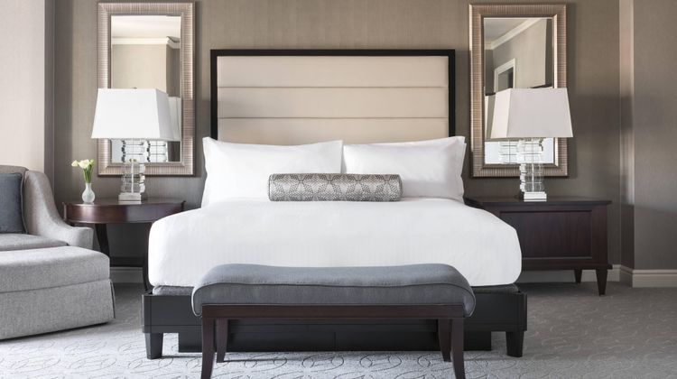 The Ritz-Carlton, St Louis Suite