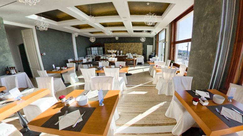 <b>Hotels Riviera & Maximilian's Restaurant</b>. Images powered by <a href="https://www.leonardoworldwide.com/" title="Leonardo Worldwide" target="_blank">Leonardo</a>.